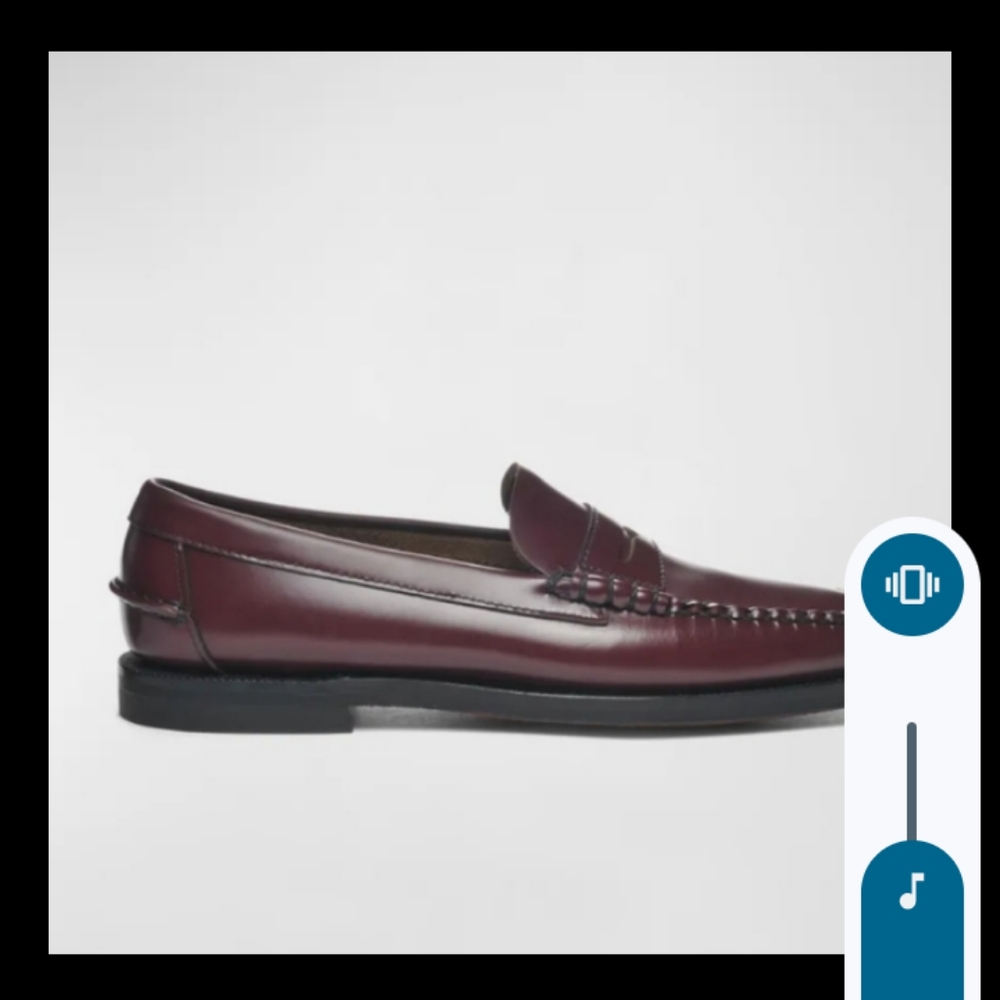 Woman Burgundy Loafers